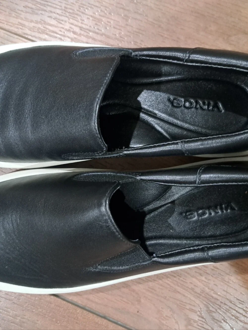 Vince Ginelle Women Leather Slip On Sneakers 7M Shoes Black Casual Fashion